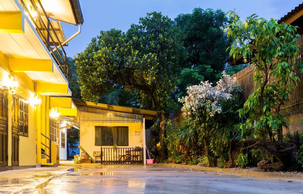 Him Dara Homestay 清邁 外观 照片